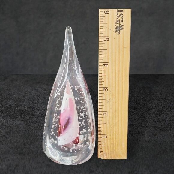 Poland 24% Lead Crystal Hersey's Kiss Shaped Paperweight Red Design - Picture 9 of 11